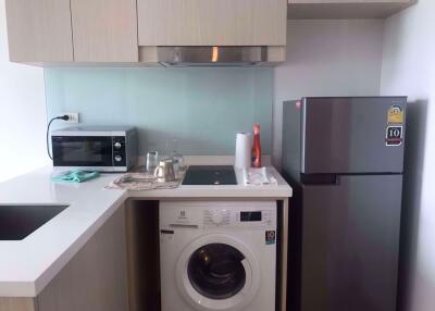 1 bed Condo in Serio Sukhumvit 50 Phra Khanong Sub District C09938