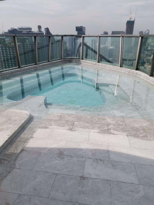 Studio bed Condo in Ideo Mobi Asoke Bangkapi Sub District C09918