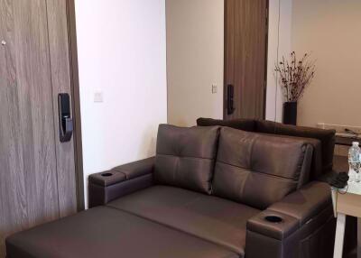 Studio bed Condo in Ideo Mobi Asoke Bangkapi Sub District C09918