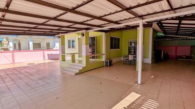 Single House with 2Beds for Sale in Bang Saray