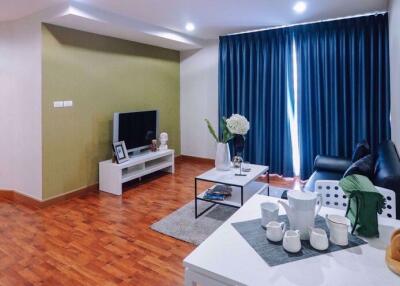 2 bed Condo in Bangkok Horizon Ramkhamhaeng Huamak Sub District C09900