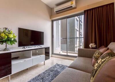 1 bed Condo in The Crest Sukhumvit 34 Khlongtan Sub District C09888