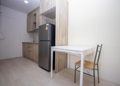 Well furnished Studio Room: J C Hill Place, Chiang Mai