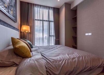 1 bed Condo in The Diplomat Sathorn Silom Sub District C09862