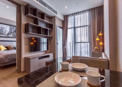 1 bed Condo in The Diplomat Sathorn Silom Sub District C09862