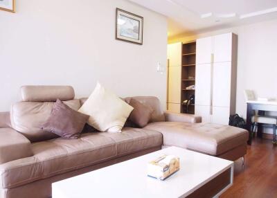 1 bed Condo in Belle Grand Rama 9 Huai Khwang Sub District C09860