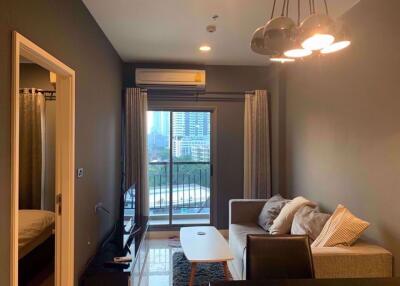 1 bed Condo in The Crest Sukhumvit 34 Khlongtan Sub District C09857