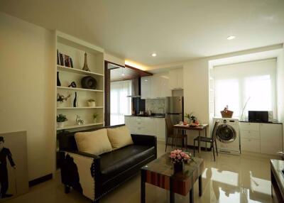 1 bed Condo in Thavee Yindee Residence Khlong Tan Nuea Sub District C09853