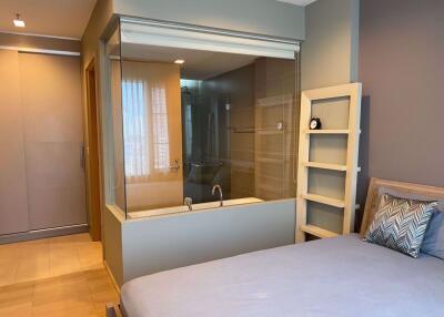 2 bed Condo in Siri at Sukhumvit Phra Khanong Sub District C09834