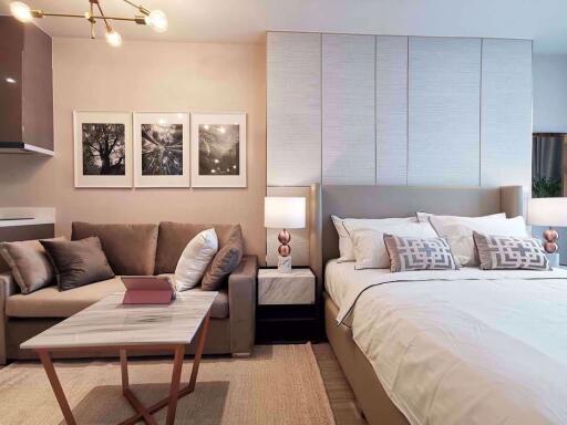 Studio bed Condo in RHYTHM Ekkamai Khlong Tan Nuea Sub District C09823