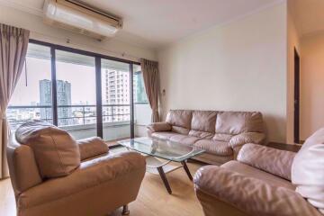 2 bed Condo in Sathorn Gardens Thungmahamek Sub District C09821