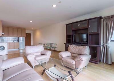 2 bed Condo in Sathorn Gardens Thungmahamek Sub District C09821