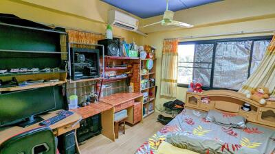 2 Storey House for Sale in Bangsaray