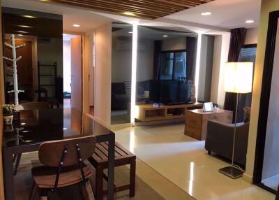 2 bed Condo in Zenith Place Sukhumvit 42 Phra Khanong Sub District C09799