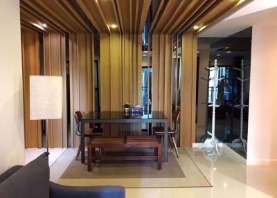 2 bed Condo in Zenith Place Sukhumvit 42 Phra Khanong Sub District C09799