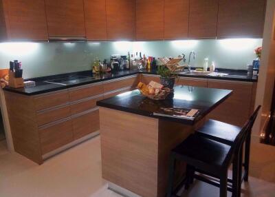 3 bed Condo in D