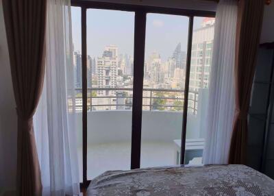 3 bed Condo in Top View Tower Khlong Tan Nuea Sub District C09772