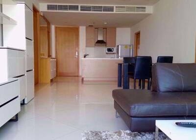 2 bed Condo in The Empire Place Yan Nawa Sub District C09771