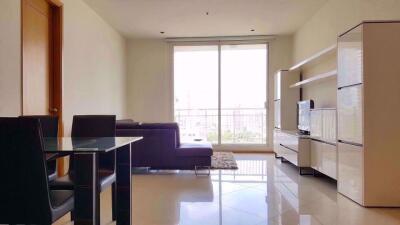 2 bed Condo in The Empire Place Yan Nawa Sub District C09771