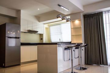 1 bed Condo in Diamond Tower Silom Sub District C09759