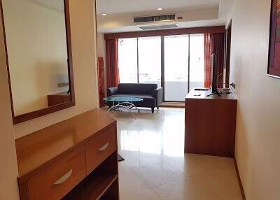 3 bed Condo in Diamond Tower Silom Sub District C09755