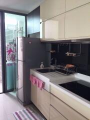 2 bed Condo in The Room Sukhumvit 62 Bangchak Sub District C09745