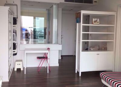 2 bed Condo in The Room Sukhumvit 62 Bangchak Sub District C09745