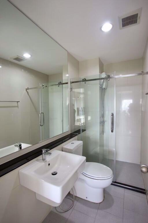 2 bed Condo in Aspire Erawan Pak Nam Sub District C09738