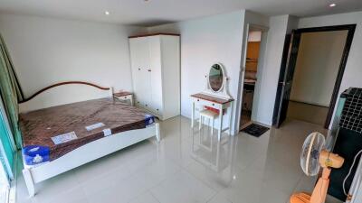 Great Beach Condo in Bang Sarey for Sale