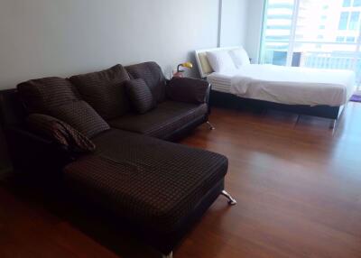 Studio bed Condo in Grand Park View Khlong Toei Nuea Sub District C09729