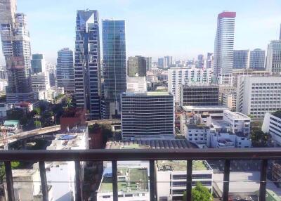 1 bed Condo in Diamond Tower Silom Sub District C09728