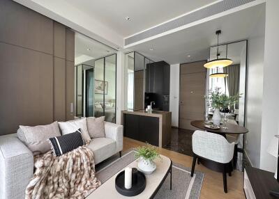 For RENT : 28 Chidlom / 1 Bedroom / 1 Bathrooms / 38 sqm / 40000 THB [10986354]