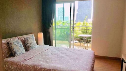 2 bed Condo in Supalai Park Ekkamai-Thonglor Bangkapi Sub District C09727