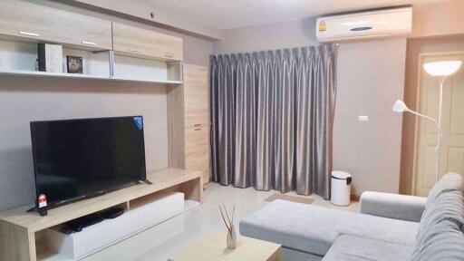 2 bed Condo in Supalai Park Ekkamai-Thonglor Bangkapi Sub District C09727