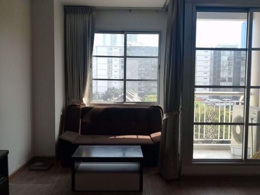 Studio bed Condo in CitiSmart Sukhumvit 18 Khlongtoei Sub District C09713