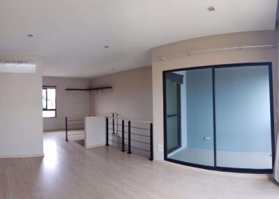 3 bed House in Arden Pattanakarn Suanluang Sub District H05365