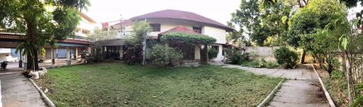 5 bed House Bang Na Sub District H05363