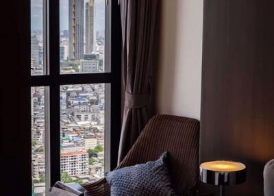 1 bed Condo in Ashton Chula - Silom Mahaphruettharam Sub District C09683