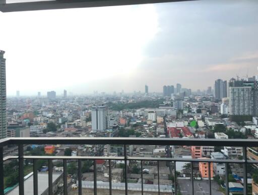 1 bed Condo in Rhythm Sathorn - Narathiwas Thungmahamek Sub District C09681