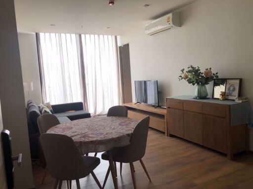 2 bed Condo in Park Origin Phromphong Khlongtan Sub District C09668