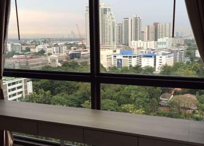 2 bed Condo in Rhythm Sukhumvit 44 Phra Khanong Sub District C09657