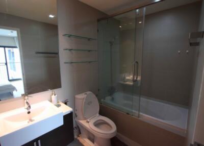 2 bed Condo in Noble Remix Khlongtan Sub District C09618