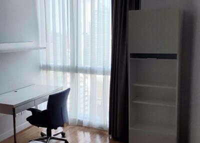 2 bed Condo in Millennium Residence Khlongtoei Sub District C09569