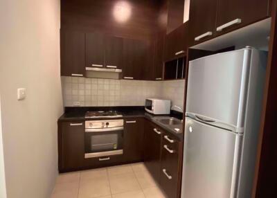 1 bed Condo in Baan Thirapa Thungmahamek Sub District C09568