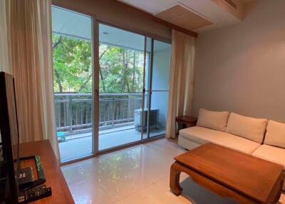 1 bed Condo in Baan Thirapa Thungmahamek Sub District C09568