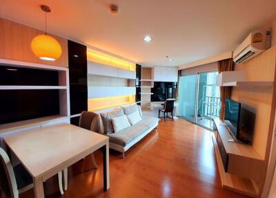 2 bed Condo in Belle Grand Rama 9 Huai Khwang Sub District C09557