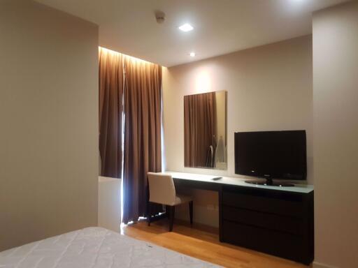 3 bed Condo in Urbana Sathorn Thungmahamek Sub District C09543