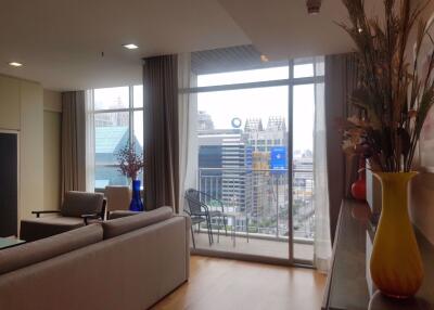 3 bed Condo in Urbana Sathorn Thungmahamek Sub District C09543