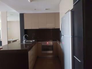 3 bed Condo in Urbana Sathorn Thungmahamek Sub District C09543