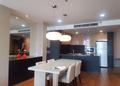 3 bed Condo in Urbana Sathorn Thungmahamek Sub District C09543